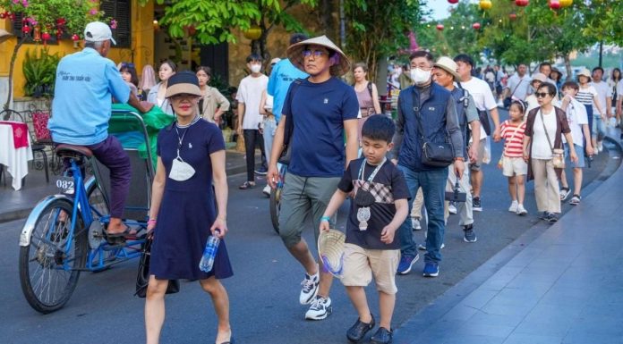 Du lịch Việt Nam mục tiêu 10 triệu lượt khách quốc tế vào năm 2023 Du lịch Việt Nam mục tiêu 10 triệu lượt khách quốc tế vào năm 2023