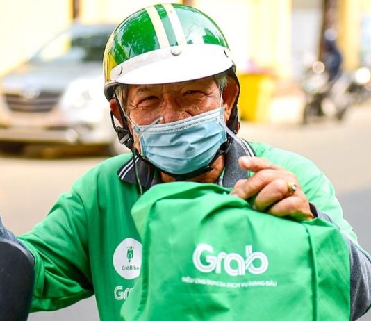 Grab lần đầu có lãi