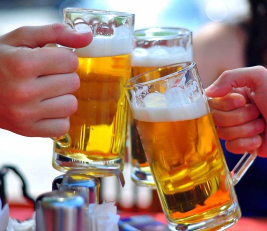 Bí Mật Thị Trường Bia Việt 2023: Heineken Lập Kỷ Lục Doanh Thu, Sabeco và Habeco Sụt Giảm