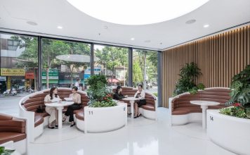 Techcombank: Khách hàng là trung tâm trong hành trình chuyển đổi