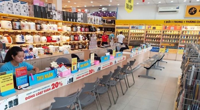 Sụt giảm lợi nhuận lớn nhất của Thế Giới Di Động trong 10 năm Sụt giảm lợi nhuận lớn nhất của Thế Giới Di Động trong 10 năm