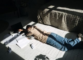 4 cách xử lý “burn-out” hiệu quả cho nhân viên văn phòng